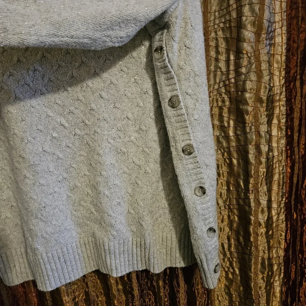 Lane Bryant Cable Knit Sweater Cream with Gold Thread Flecks-Plus Size 18/20 - Picture 3 of 5